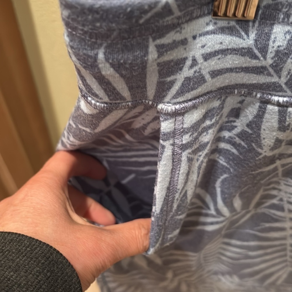 Felina woman's jungle print blue sweatpants - Picture 9 of 9